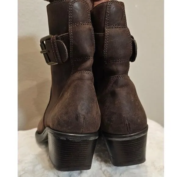 Cole Haan Distressed Brown Friar Ankle Boots Size 9